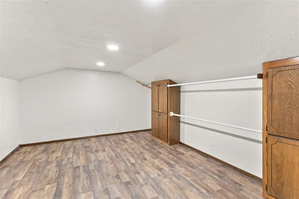 Photo 23 — 901 N Brewer Avenue, Hydro, OK 73048
