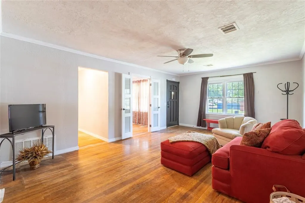 Photo 13 — 1501 W 1st Street, Elk City, OK 73644
