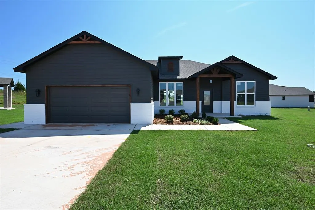 Front exterior — 1232 E Stetson Lane, Mustang, OK 73064