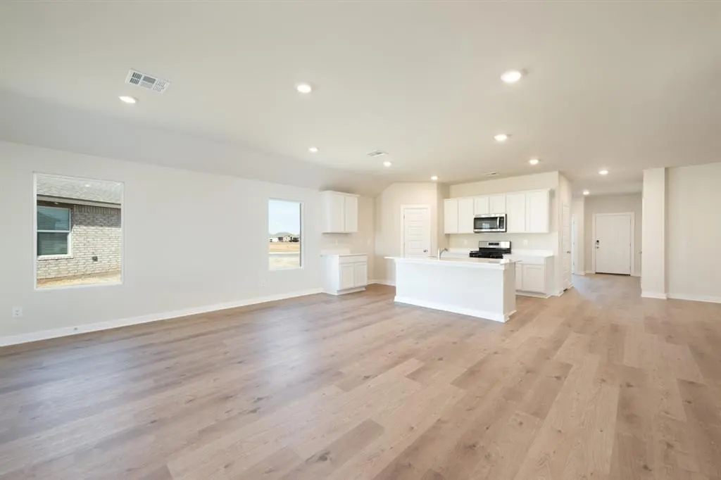 Photo 9 — 8409 NW 61st Street, Oklahoma City, OK 73132