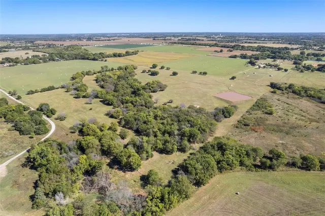 Photo 3 — 0000 Sooner Avenue, Purcell, OK 73080