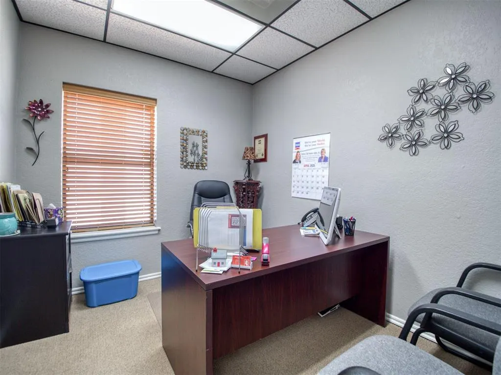 Photo 10 — 504 Tower Drive, Moore, OK 73160