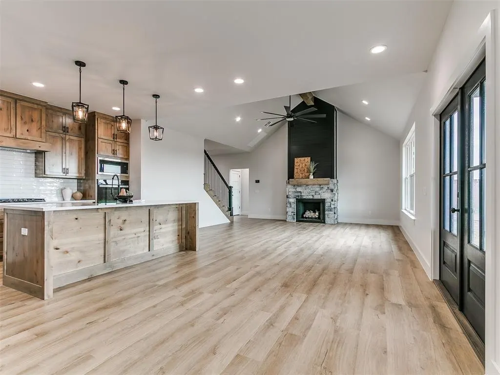 Photo 12 — 11588 Carefree Lane, Shawnee, OK 74804