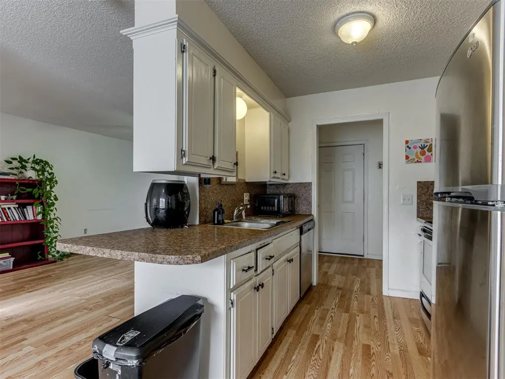 Photo 7 — 3800 Southwind Court, Oklahoma City, OK 73179