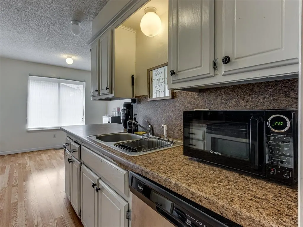Photo 9 — 3800 Southwind Court, Oklahoma City, OK 73179