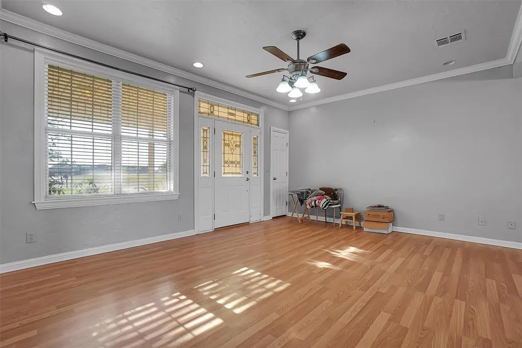 Photo 6 — 515 N Fleming Street, Cordell, OK 73632