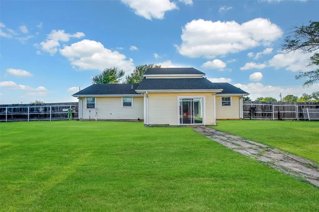 Photo 25 — 515 N Fleming Street, Cordell, OK 73632