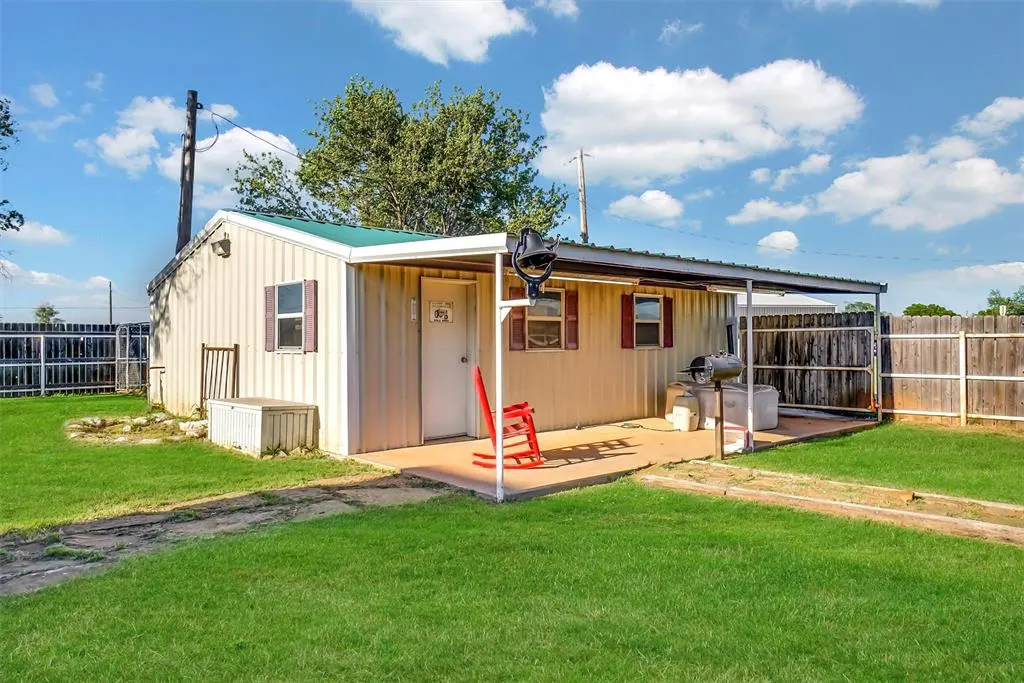 Photo 26 — 515 N Fleming Street, Cordell, OK 73632