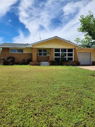 Sold home at 1405 N York Street