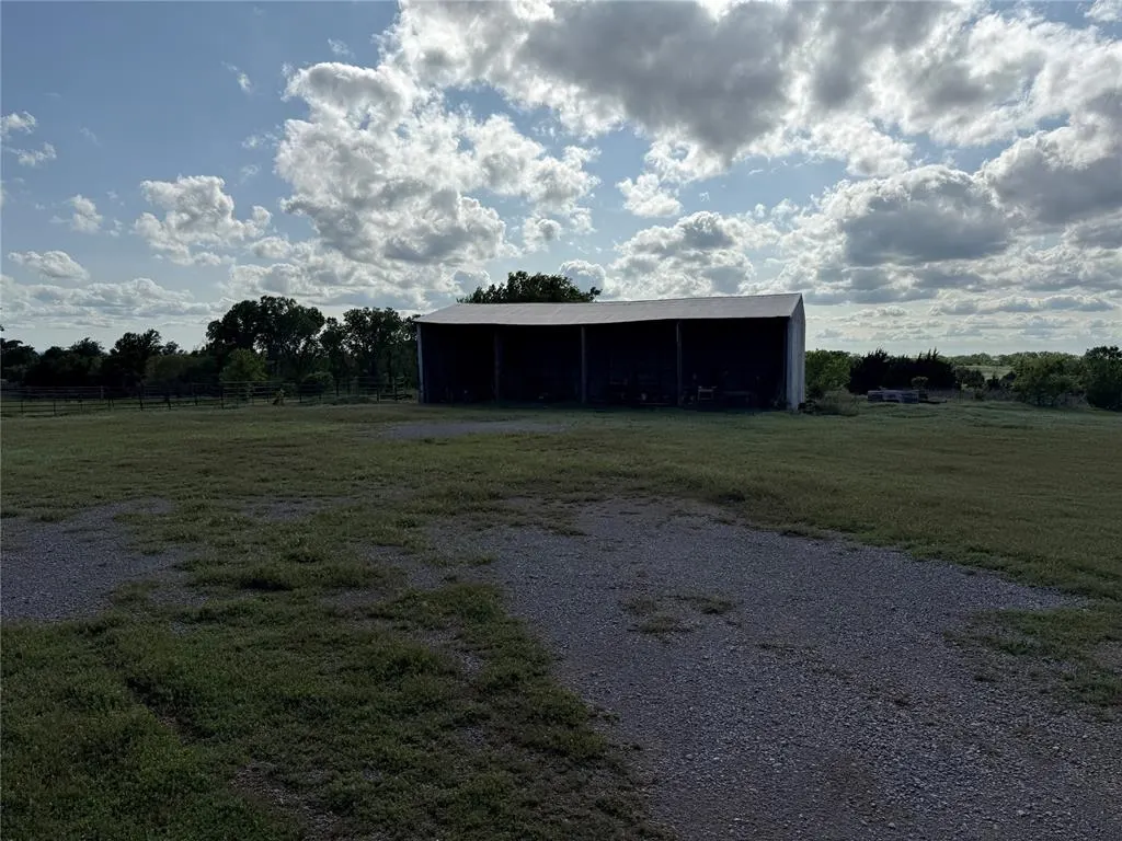Photo 8 — 33166 State 58 Highway, Carnegie, OK 73015