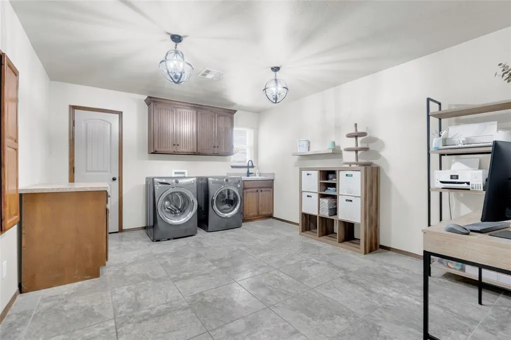 Photo 30 — 4679 Hillcrest Lane, Edmond, OK 73025