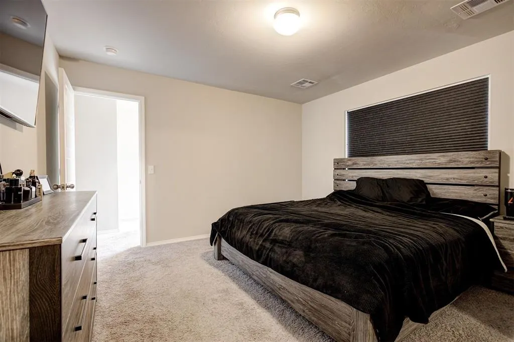 Photo 17 — 1821 Easton Lane, Oklahoma City, OK 73127