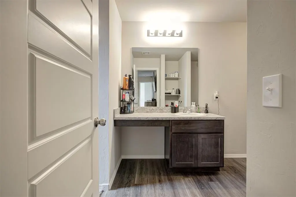 Photo 18 — 1821 Easton Lane, Oklahoma City, OK 73127