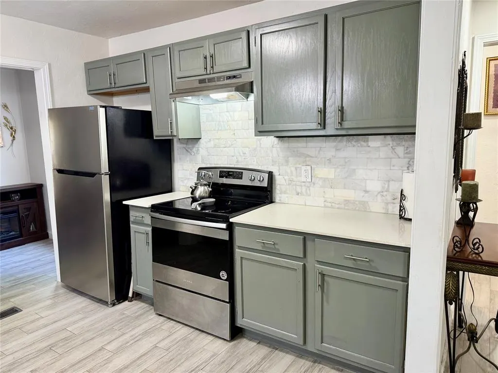 Photo 8 — 617 SW 35th Street, Oklahoma City, OK 73129