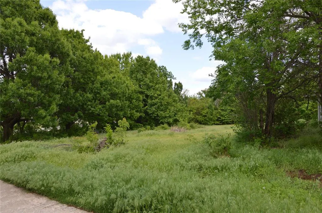 Photo 3 — 13200 NW 10th Street, Yukon, OK 73099