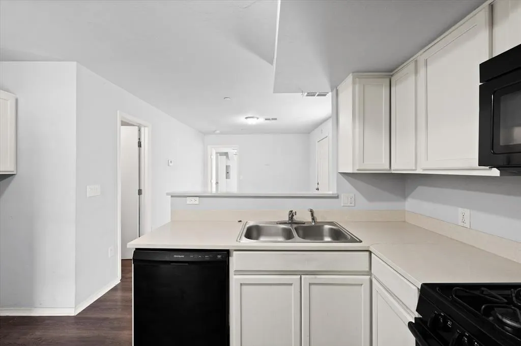 Photo 16 — 414 Ferrill Street #416, Norman, OK 73071