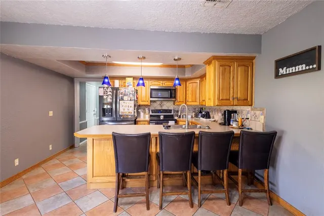 Photo 8 — 104 Sadie Lane, Sayre, OK 73662