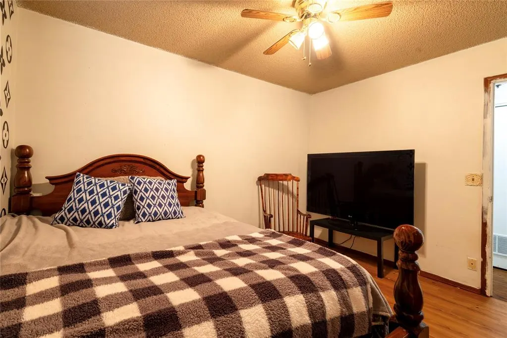 Photo 16 — 104 Sadie Lane, Sayre, OK 73662