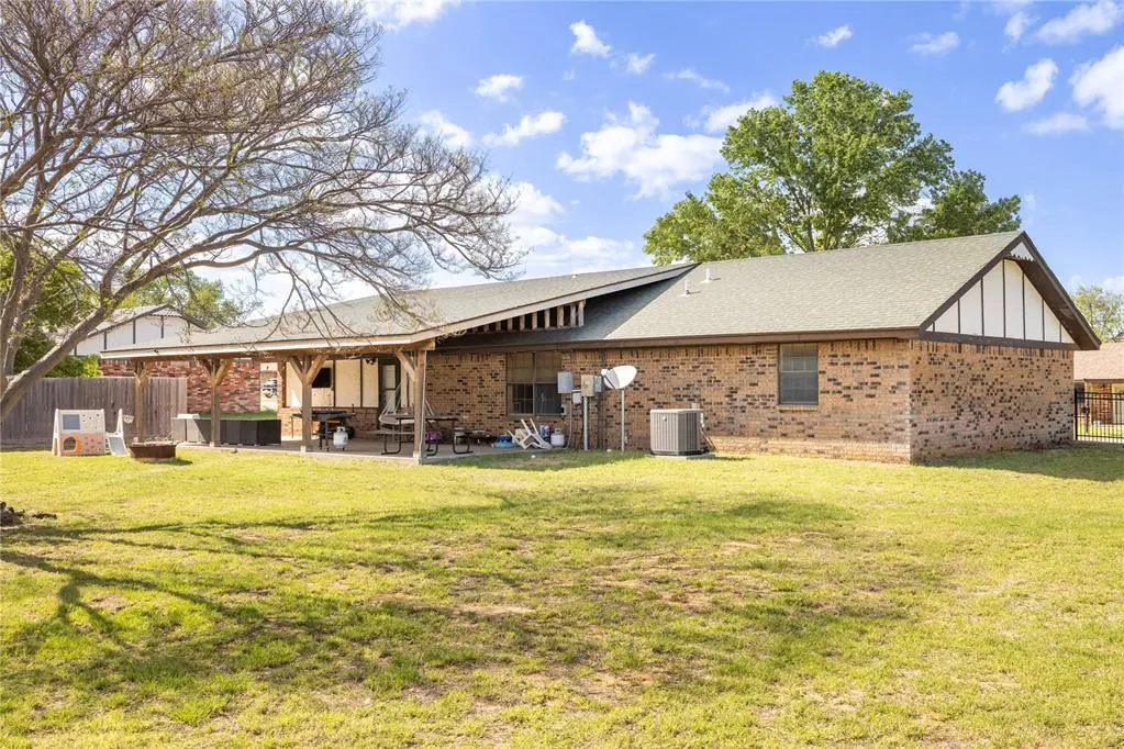 Photo 30 — 104 Sadie Lane, Sayre, OK 73662
