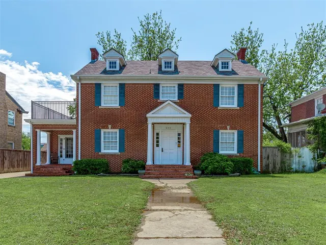 Photo 2 — 634 NE 16th Street, Oklahoma City, OK 73104