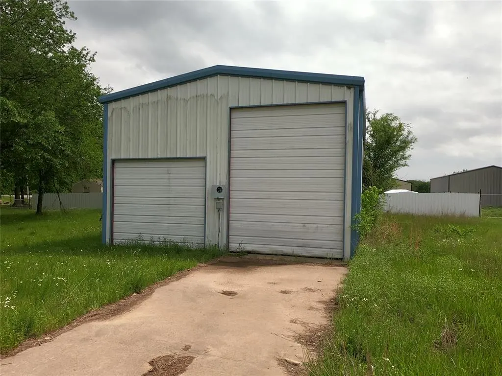 Photo 4 — 421874 E 1155 Road, Eufaula, OK 74432