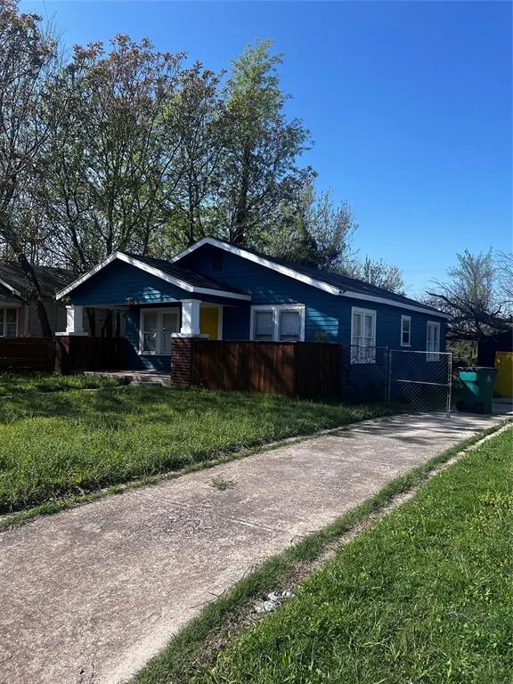 Front exterior — 1449 NE 14th Street, Oklahoma City, OK 73117