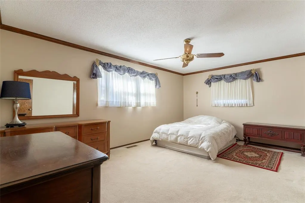 Photo 23 — 1619 Crestview Drive, Cordell, OK 73632