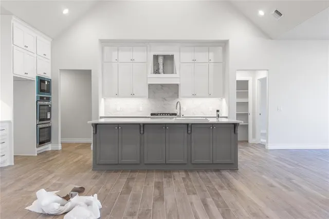 Photo 6 — 12409 Samara Drive, Oklahoma City, OK 73173
