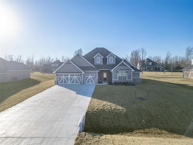 Photo 2 — 12409 Samara Drive, Oklahoma City, OK 73173