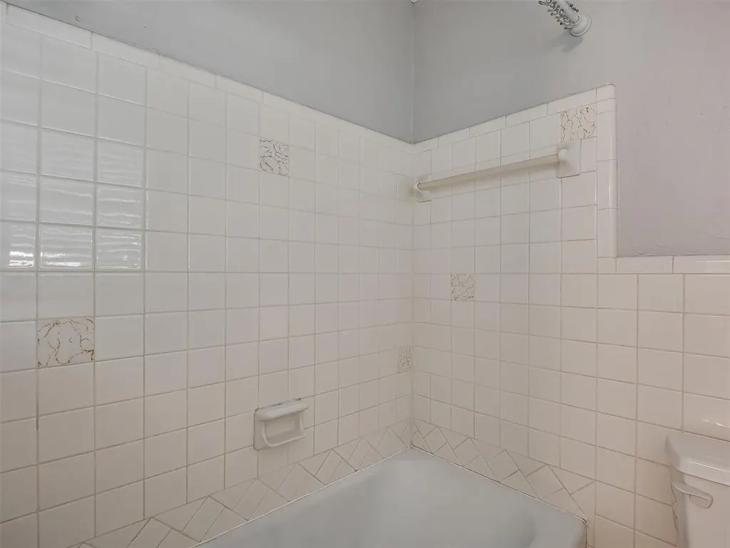 Photo 32 — 5008 N Warren Avenue, Oklahoma City, OK 73112