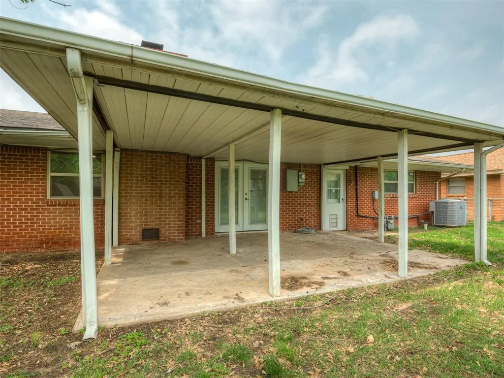 Photo 39 — 5008 N Warren Avenue, Oklahoma City, OK 73112