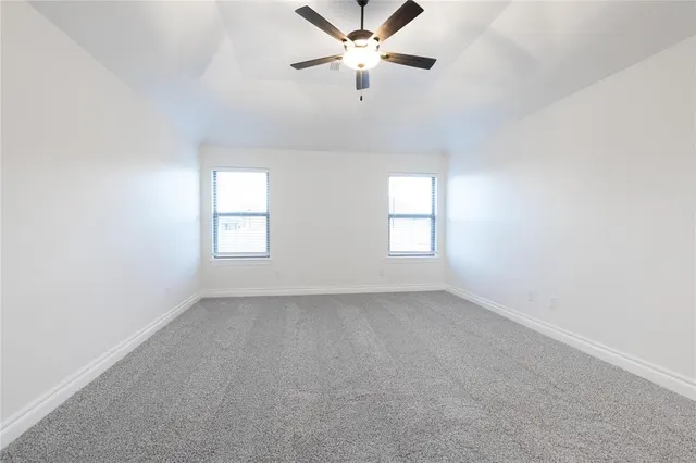 Photo 8 — 9317 NW 116th Street, Yukon, OK 73099