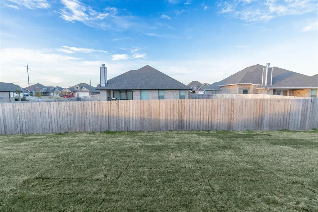 Photo 44 — 9317 NW 116th Street, Yukon, OK 73099