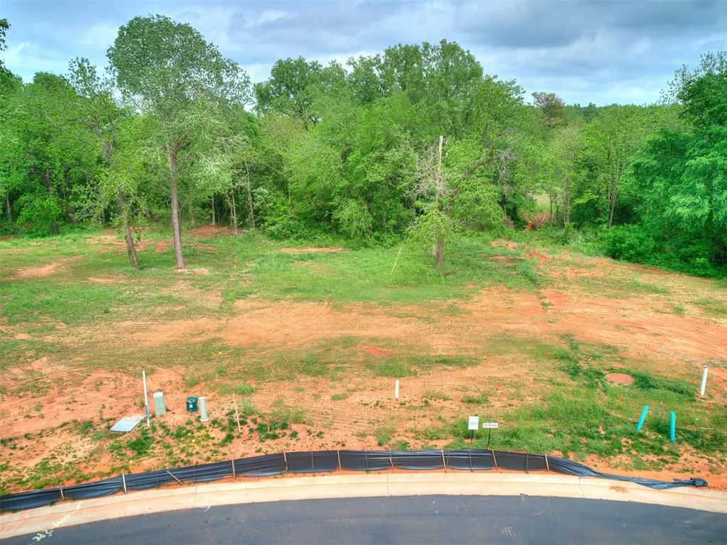Photo 18 — 4404 Redbud Circle, Oklahoma City, OK 73111