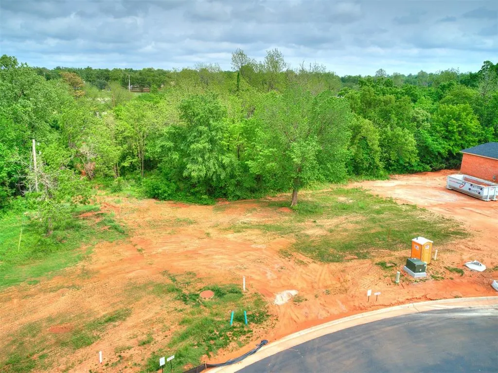 Photo 19 — 4404 Redbud Circle, Oklahoma City, OK 73111
