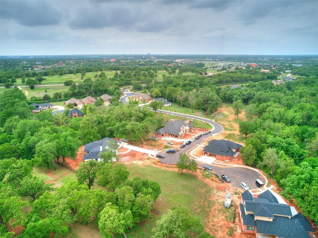 Photo 21 — 4404 Redbud Circle, Oklahoma City, OK 73111
