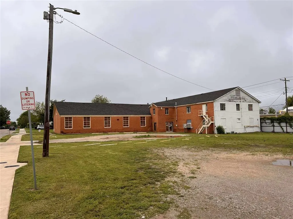 Photo 4 — 1345 SW 30th Street, Oklahoma City, OK 73119