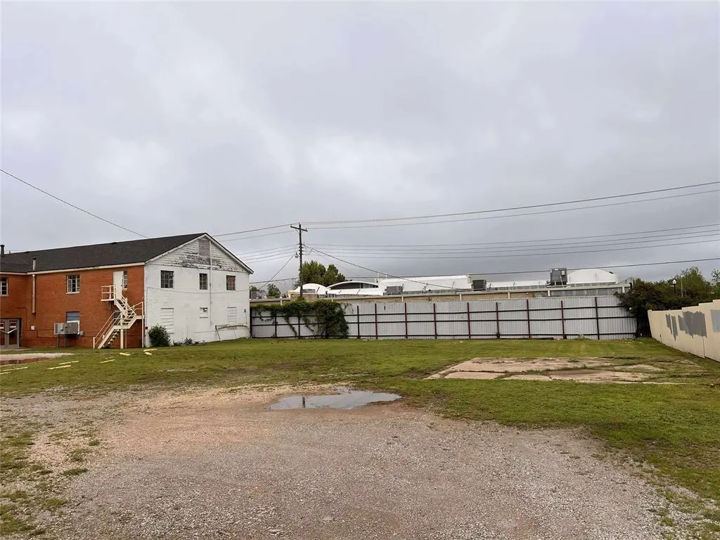 Photo 5 — 1345 SW 30th Street, Oklahoma City, OK 73119