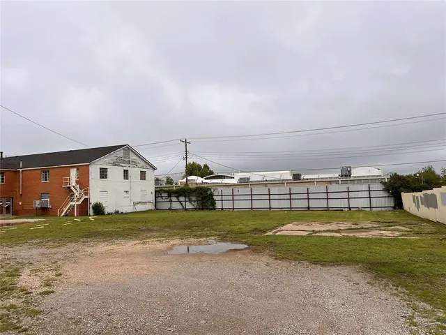 Photo 5 — 1345 SW 30th Street, Oklahoma City, OK 73119