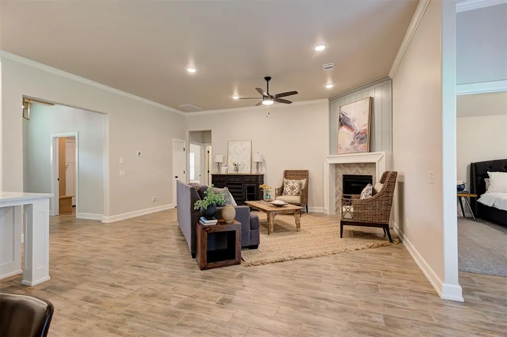 Photo 10 — 3401 Slate River Drive, Yukon, OK 73099