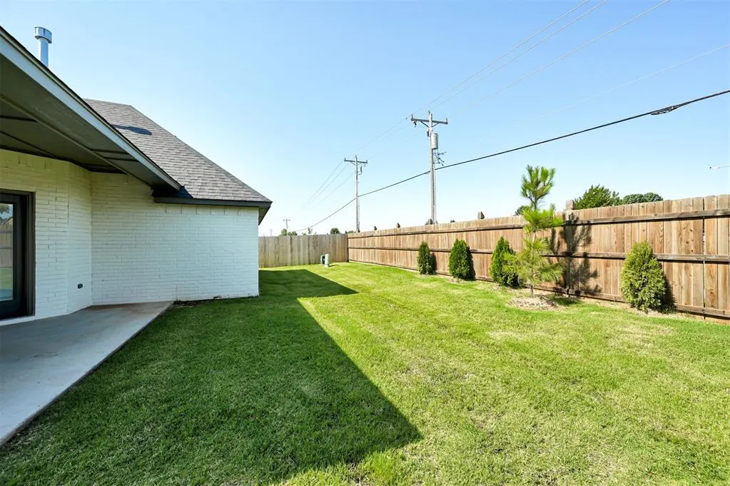 Photo 43 — 3401 Slate River Drive, Yukon, OK 73099