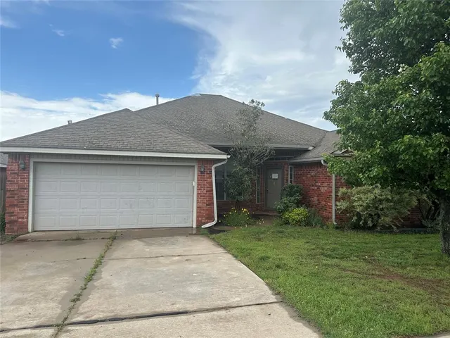 Front exterior — 5129 SE 81st Terrace, Oklahoma City, OK 73135