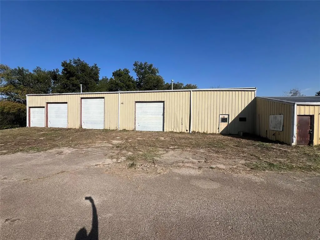 Photo 2 — 1813 E 56th Avenue, Stillwater, OK 74074