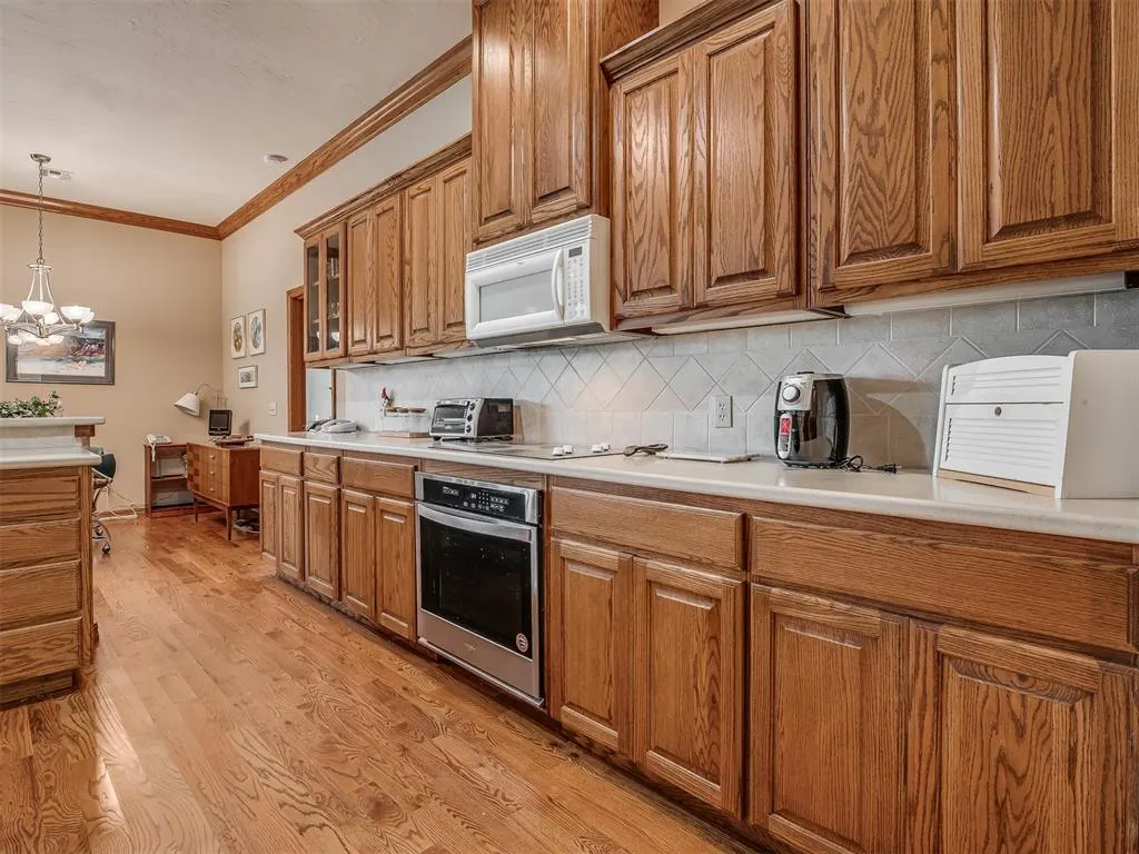 Photo 6 — 5301 NW 123rd Terrace, Oklahoma City, OK 73142