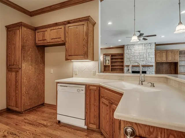 Photo 7 — 5301 NW 123rd Terrace, Oklahoma City, OK 73142