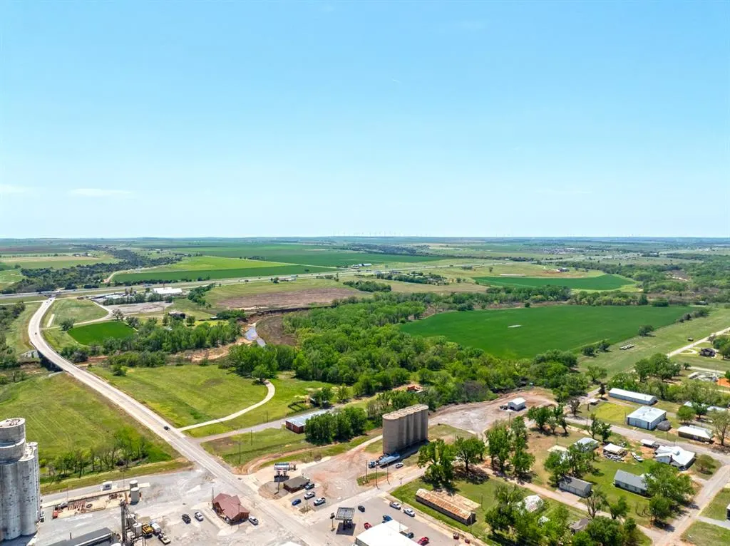Photo 9 — Old 66 Road, Hydro, OK 73048