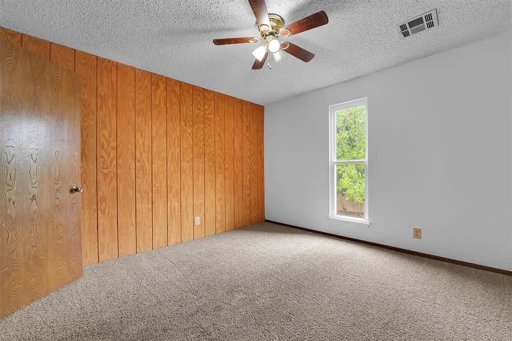Photo 31 — 909 N Peace Avenue, Elk City, OK 73644