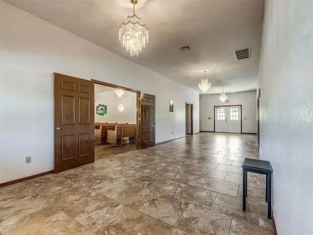 Photo 7 — 1616 NE 36th Street, Oklahoma City, OK 73111