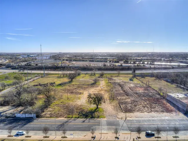 Photo 2 — 1300 S Robinson Avenue, Oklahoma City, OK 73109