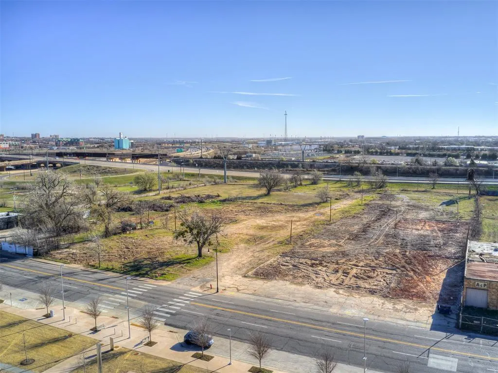 Photo 3 — 1300 S Robinson Avenue, Oklahoma City, OK 73109